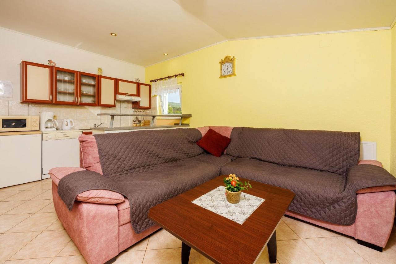 Apartment Blazic Jadranovo Buitenkant foto